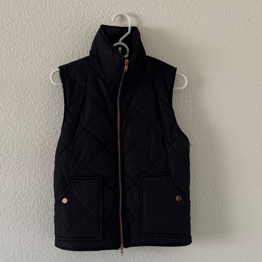 Peach Love California Black Quilted Sleeveless Vest